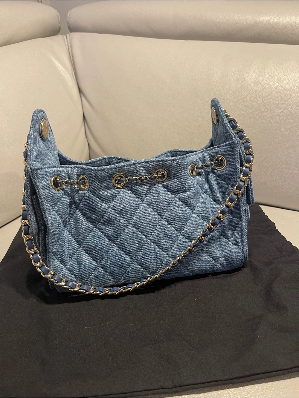CHANEL mini 25